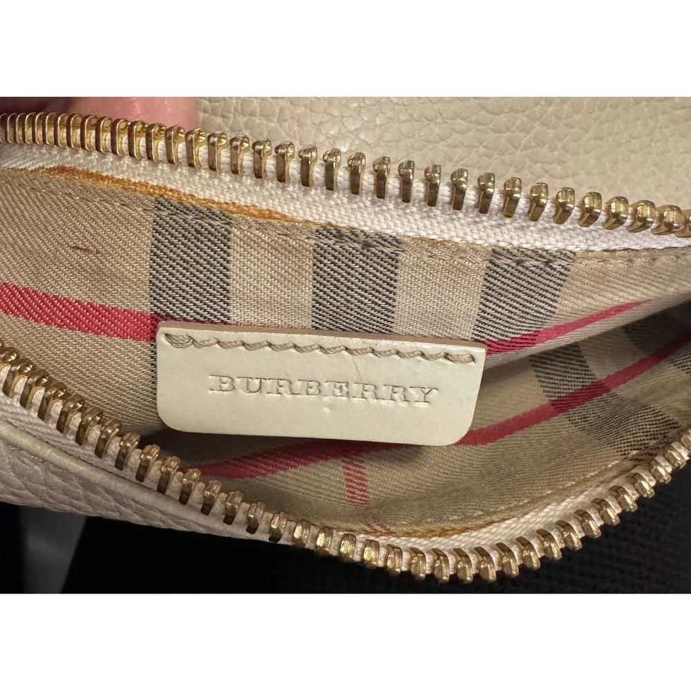Burberry‎ Cream Pebbled Calf Leather Crossbody Bag Tassel Gold Hardware #611